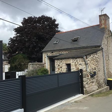 Maison En Pierre A La Campagne Proche De La Mer Plourhan Buitenkant foto